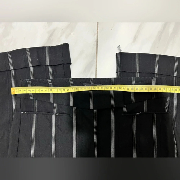 Flared Pants Size 00 - Picture 8 of 11